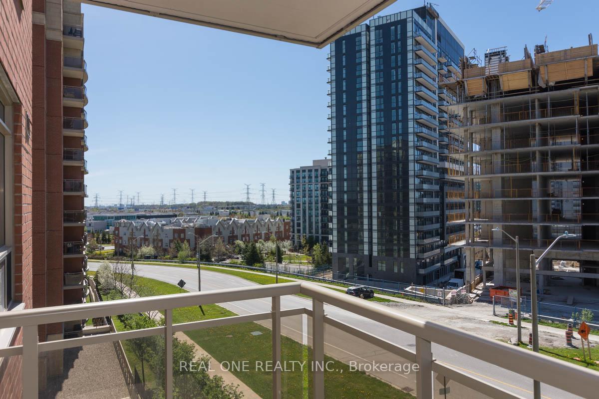 Photo 12 of Unit 605, 75 King William Crescent, Richmond Hill, Langstaff — HOMEH