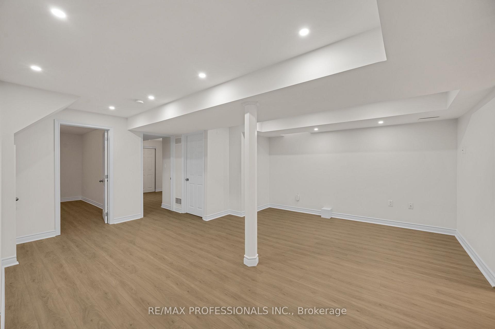 Photo 4 of Unit Bsmt, 2900 Tradewind Drive, Mississauga, Meadowvale — HOMEH