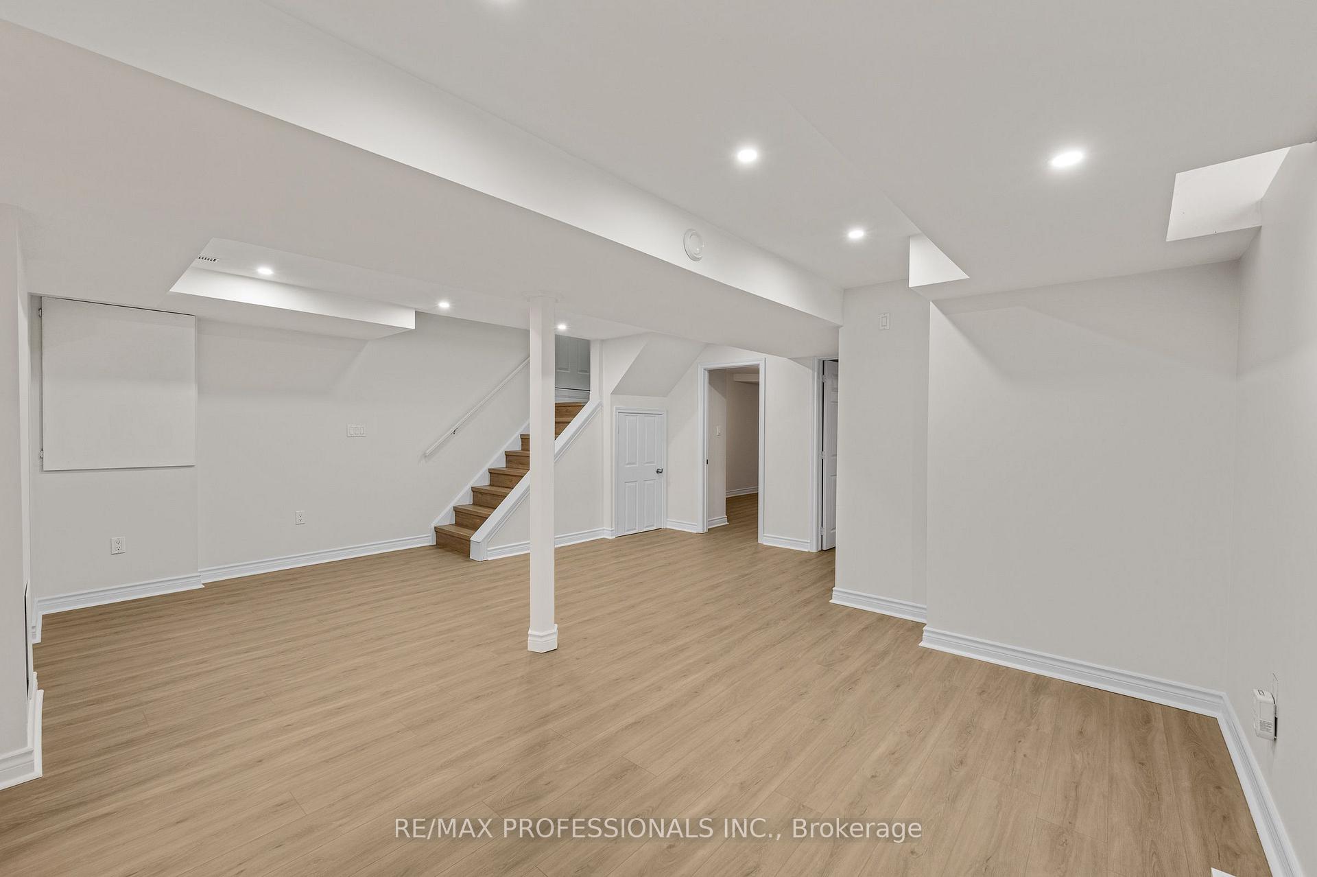 Photo 5 of Unit Bsmt, 2900 Tradewind Drive, Mississauga, Meadowvale — HOMEH