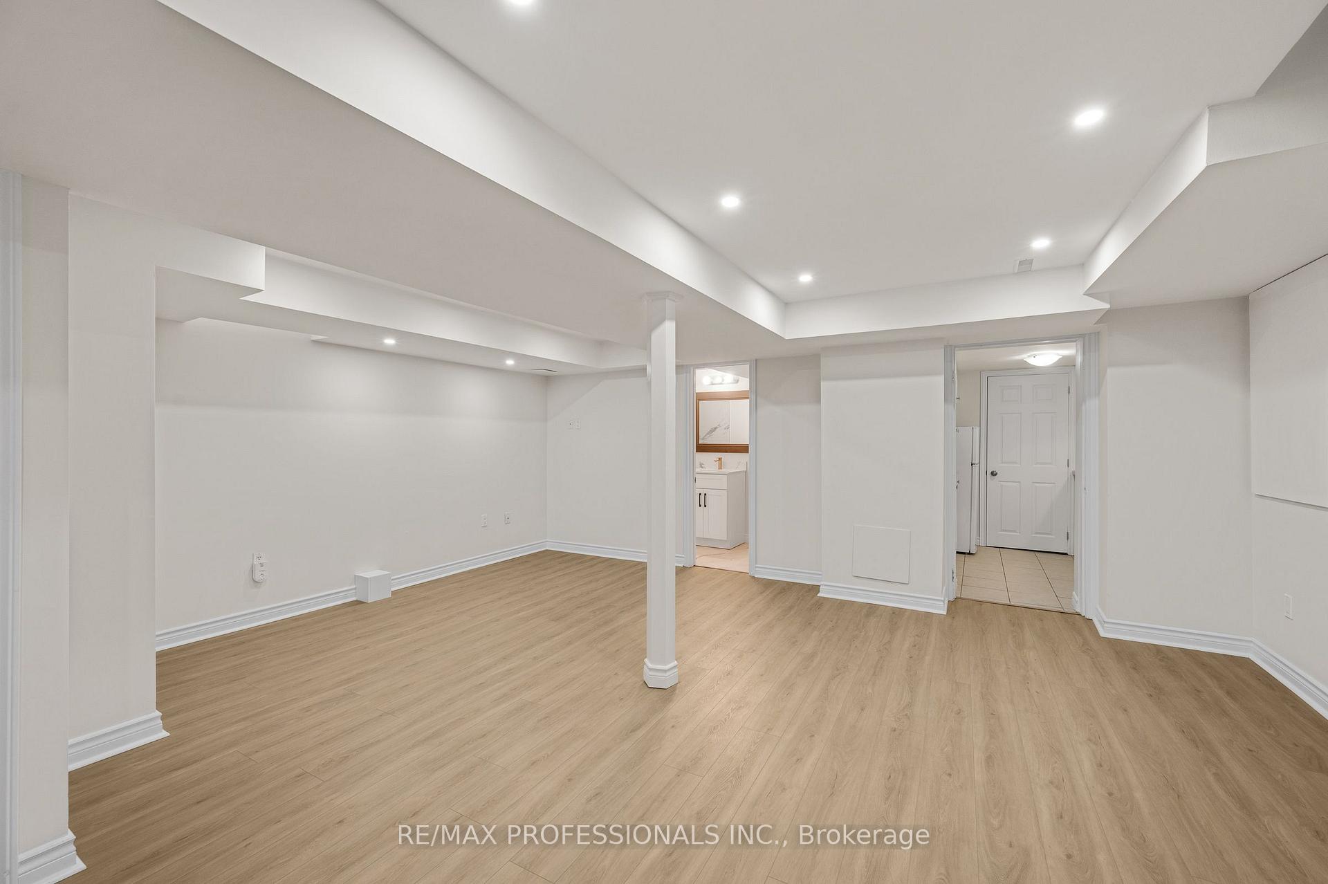 Photo 6 of Unit Bsmt, 2900 Tradewind Drive, Mississauga, Meadowvale — HOMEH