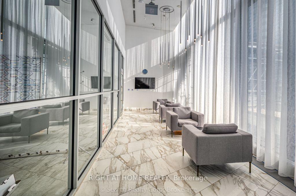 Photo 2 of Unit 5503, 3883 Quartz Road, Mississauga, City Centre — HOMEH