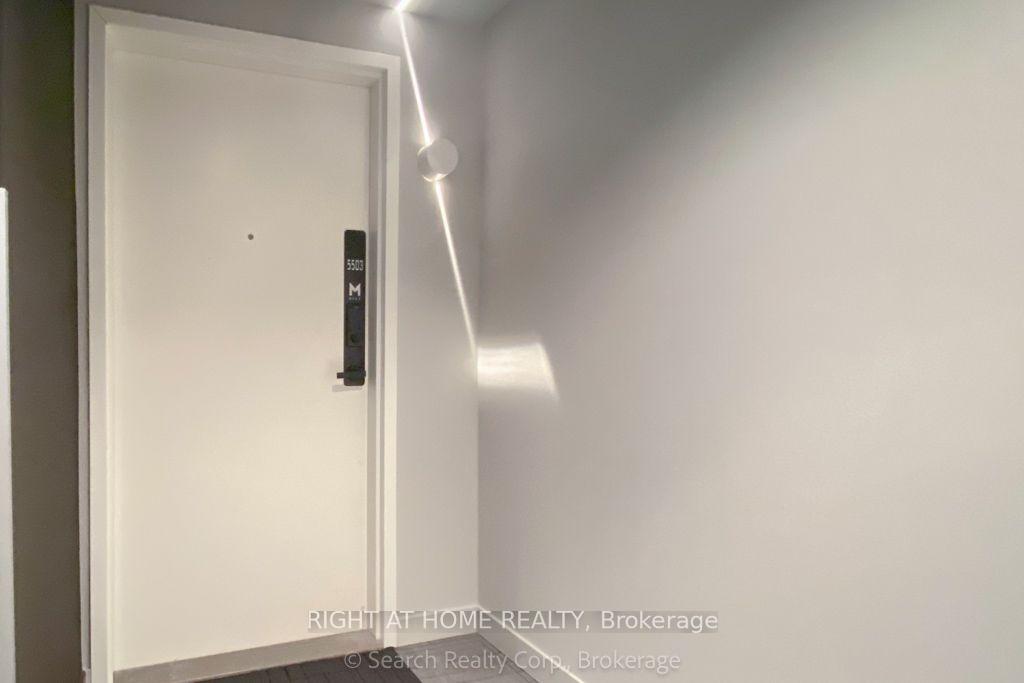 Photo 4 of Unit 5503, 3883 Quartz Road, Mississauga, City Centre — HOMEH