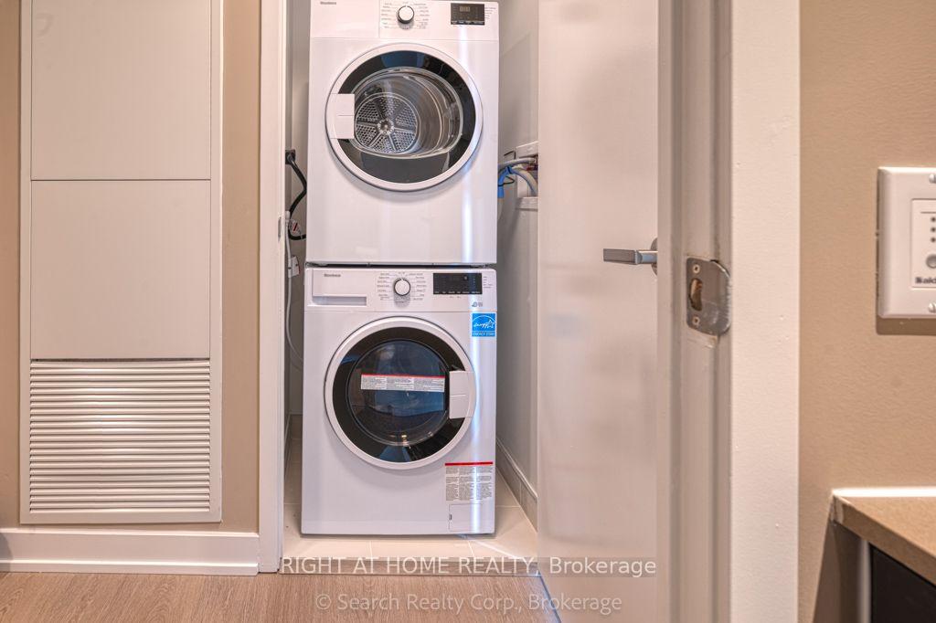 Photo 8 of Unit 5503, 3883 Quartz Road, Mississauga, City Centre — HOMEH