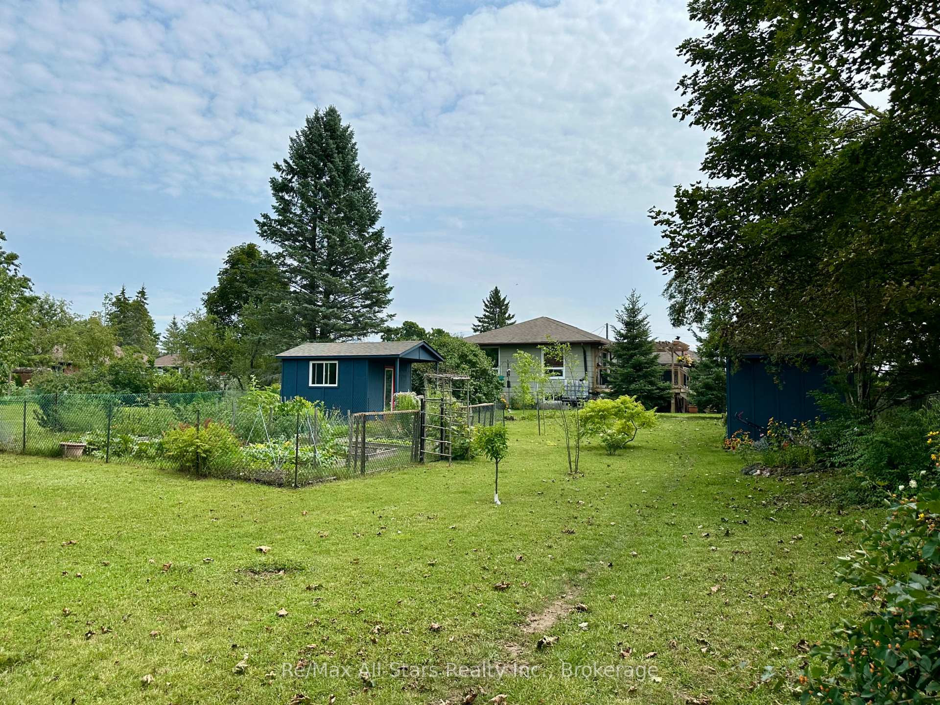 Photo 28 of 59 Jane Street, Kawartha Lakes, Bobcaygeon — HOMEH