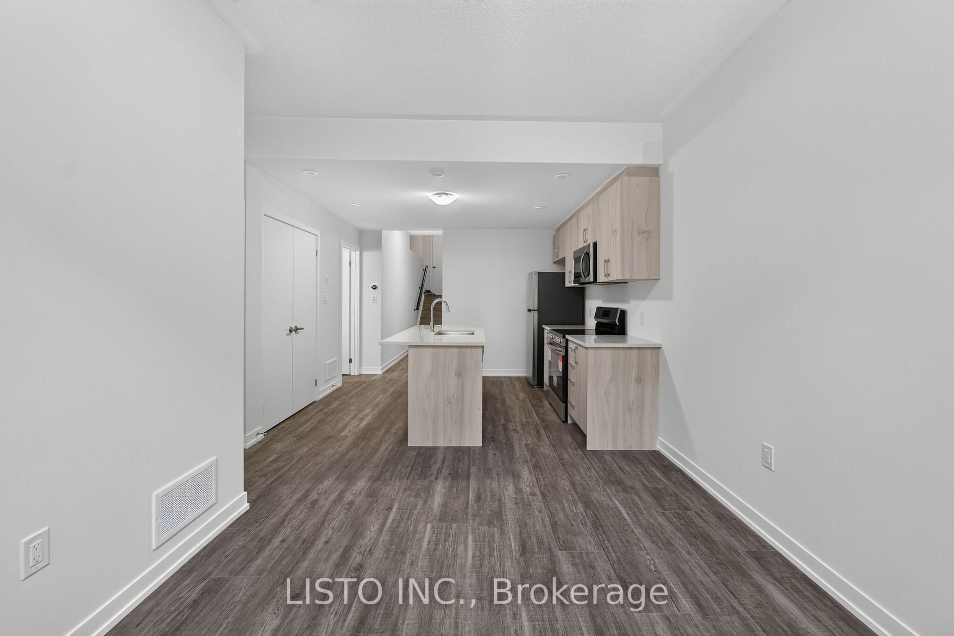 Photo 11 of Unit 106B, 106 Ziibi Way, Clarington, Newcastle — HOMEH