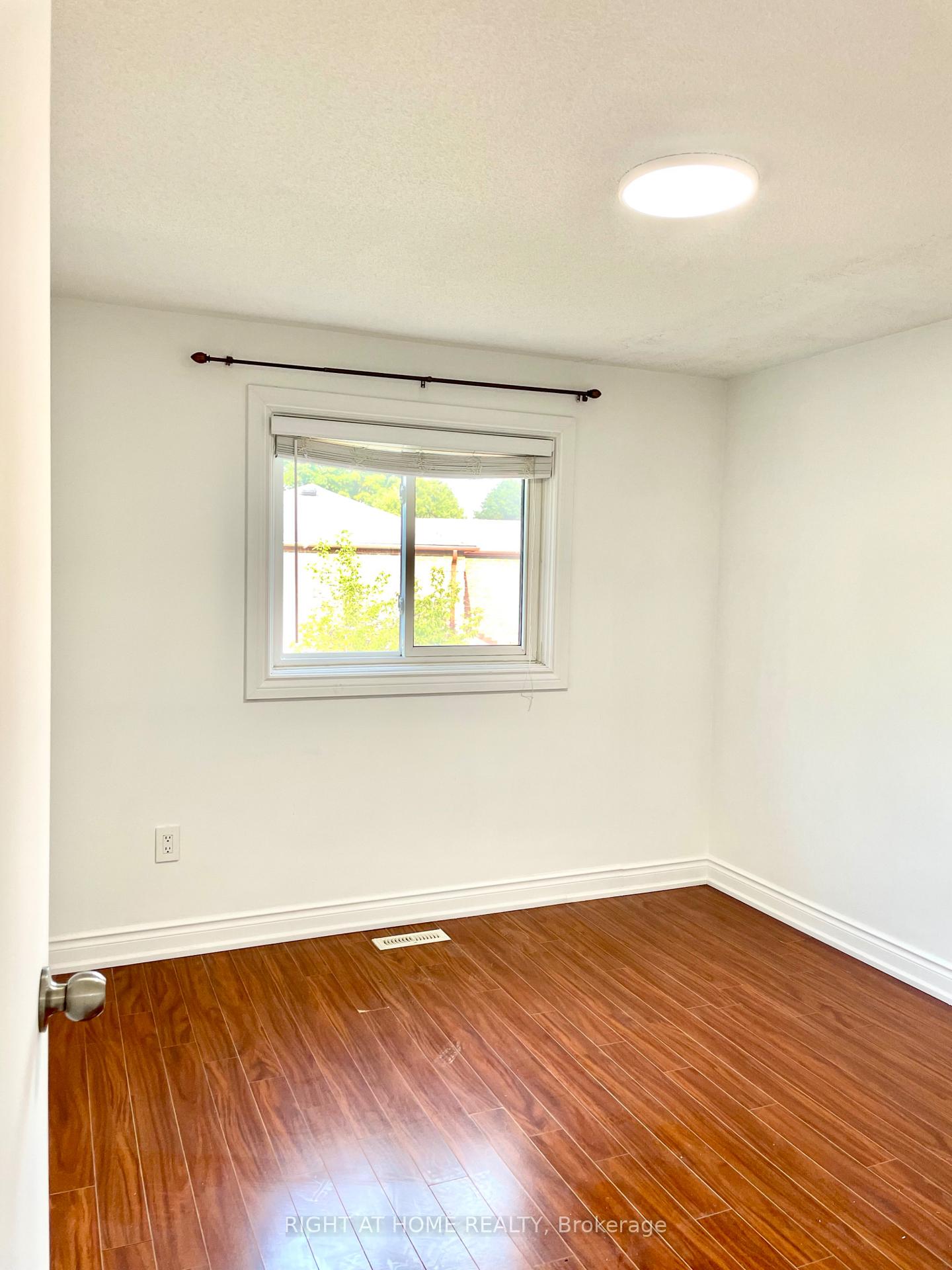 Photo 15 of 121 Radford Drive, Ajax, Central West — HOMEH