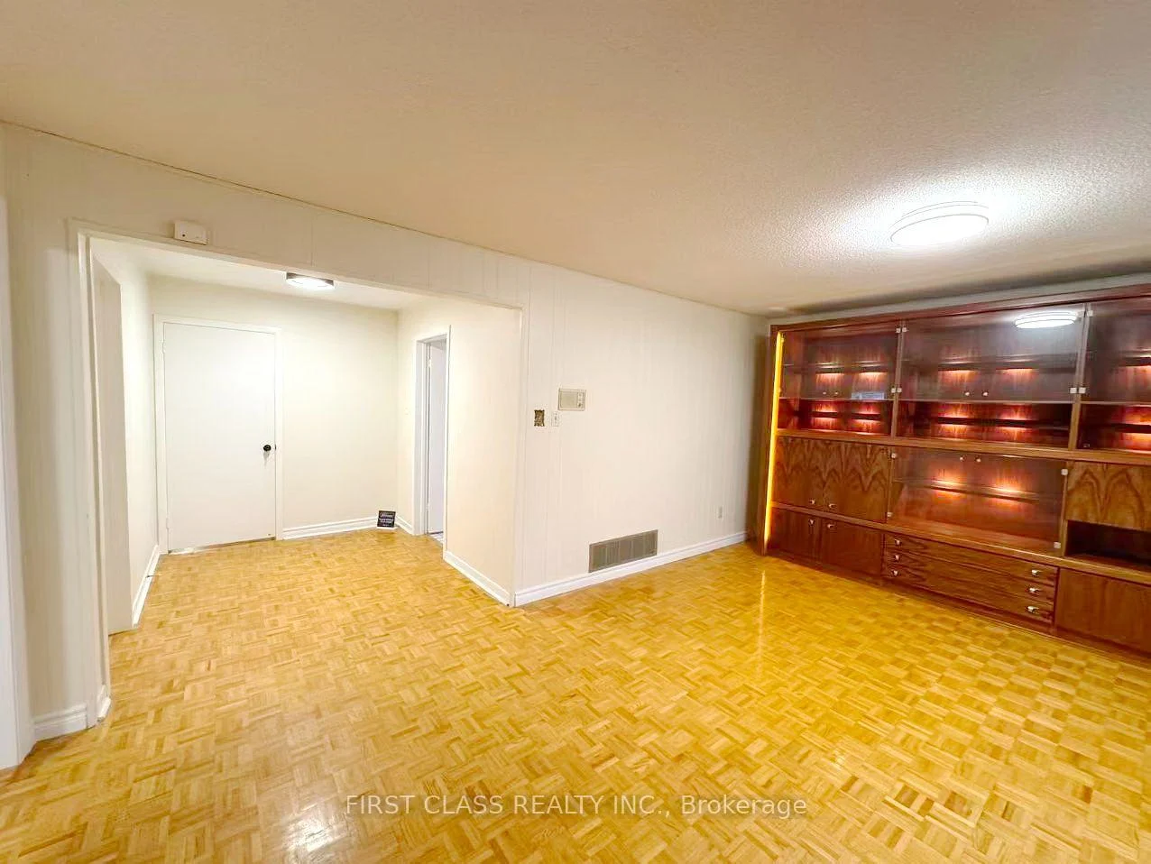 Photo 32 of Unit lower unit, 1353 Myron Drive, Mississauga, Lakeview — HOMEH