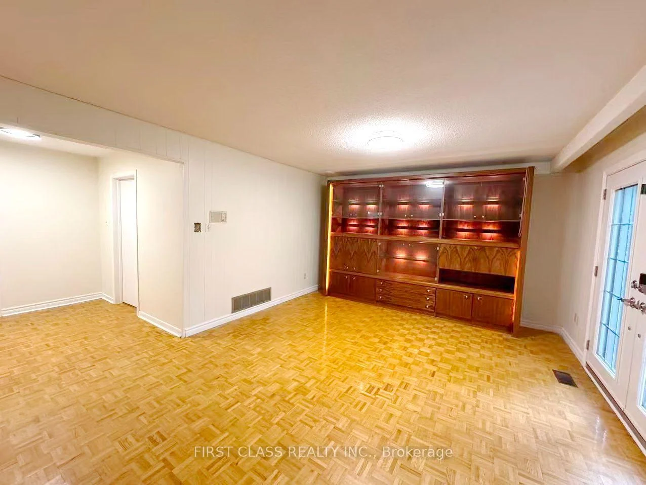 Photo 47 of Unit lower unit, 1353 Myron Drive, Mississauga, Lakeview — HOMEH