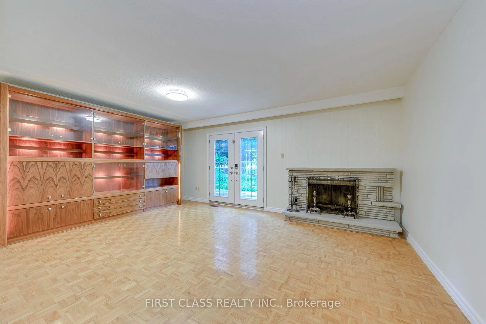 Photo 9 of Unit lower unit, 1353 Myron Drive, Mississauga, Lakeview — HOMEH