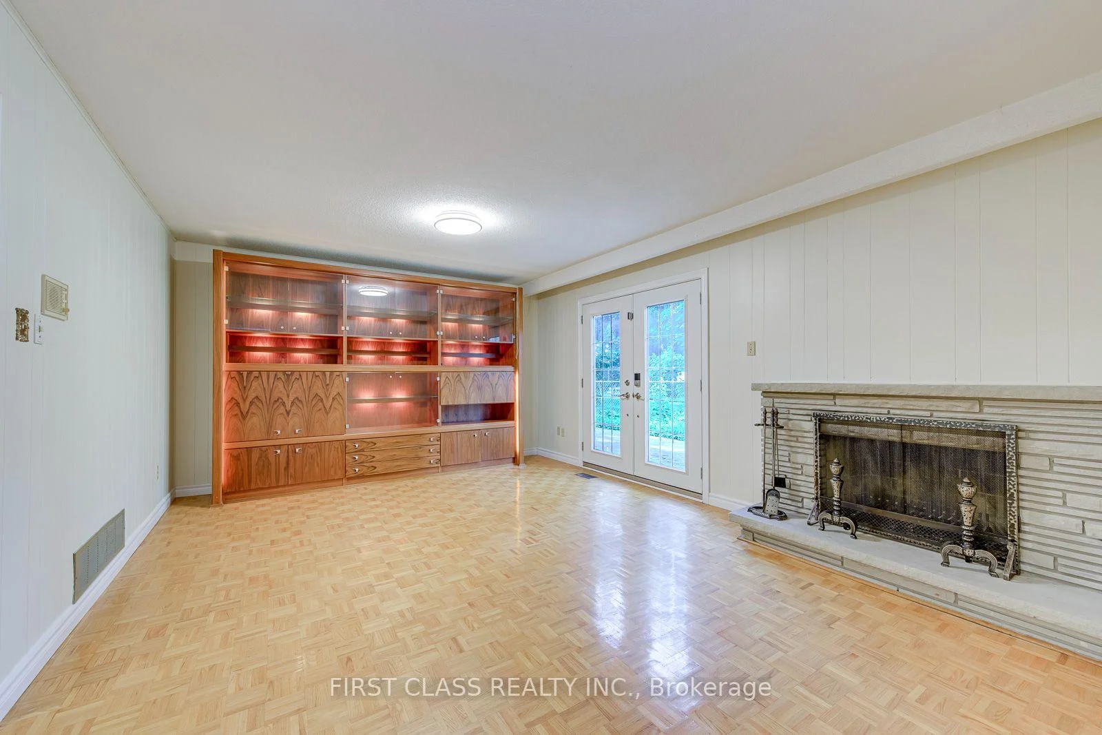Photo 12 of Unit lower unit, 1353 Myron Drive, Mississauga, Lakeview — HOMEH
