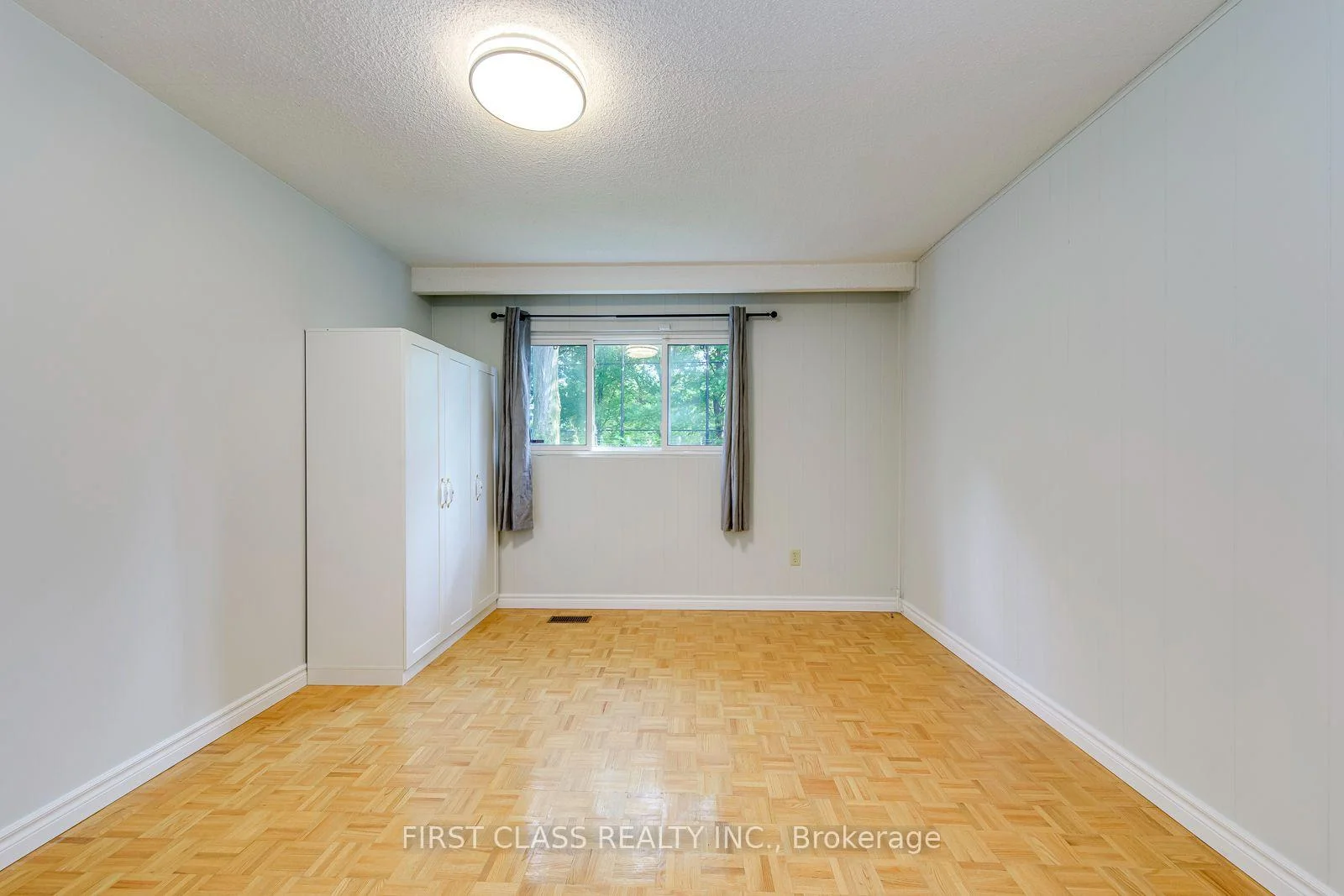 Photo 27 of Unit lower unit, 1353 Myron Drive, Mississauga, Lakeview — HOMEH