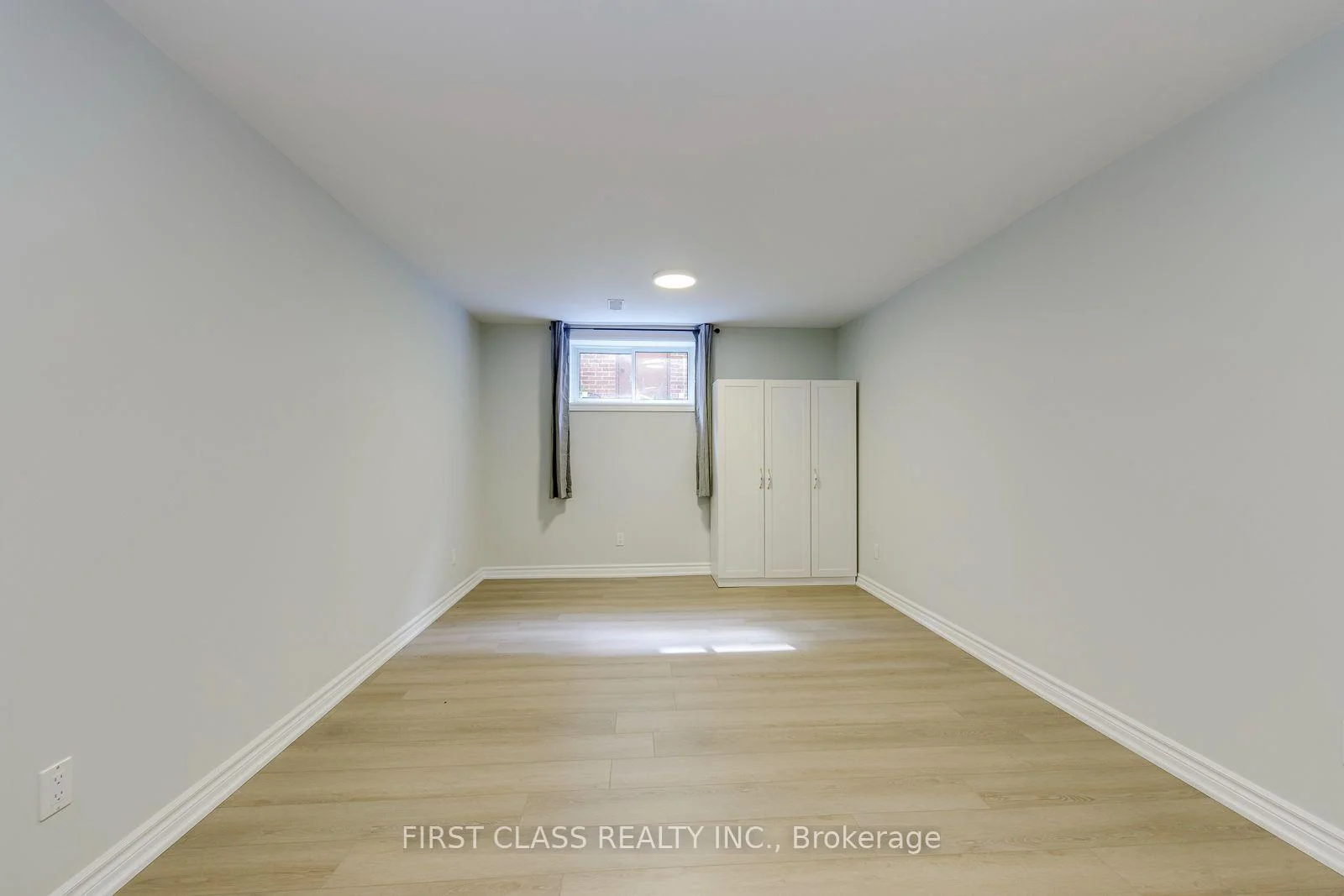 Photo 45 of Unit lower unit, 1353 Myron Drive, Mississauga, Lakeview — HOMEH