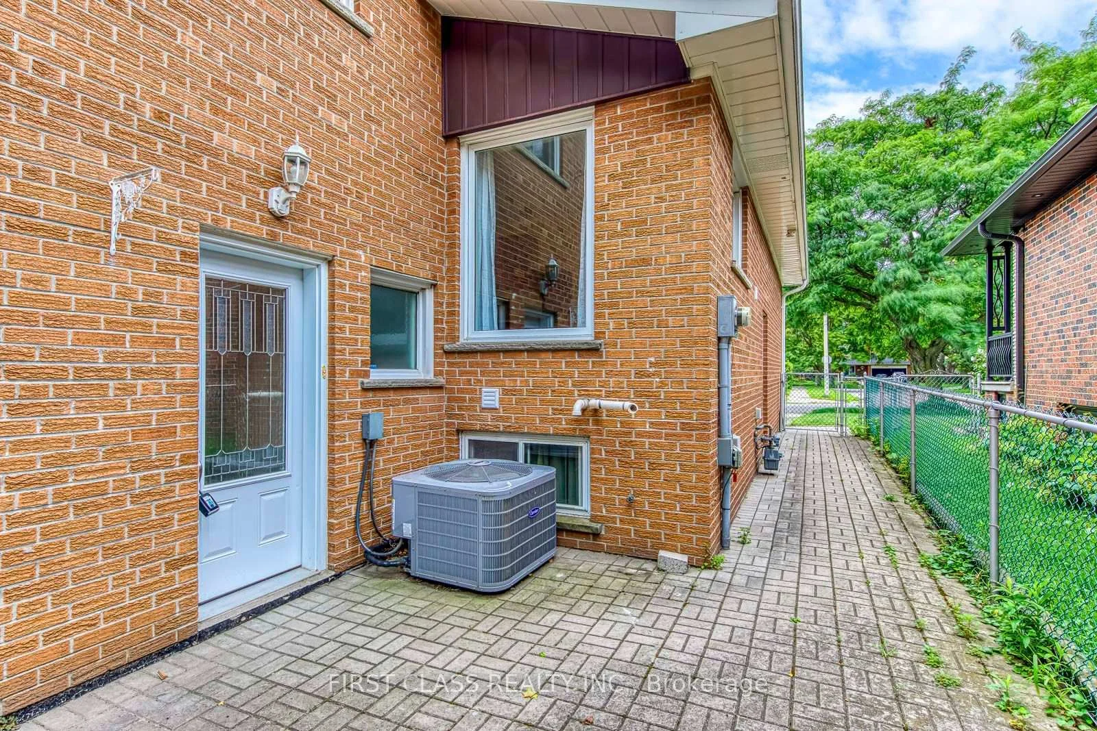 Photo 57 of Unit lower unit, 1353 Myron Drive, Mississauga, Lakeview — HOMEH
