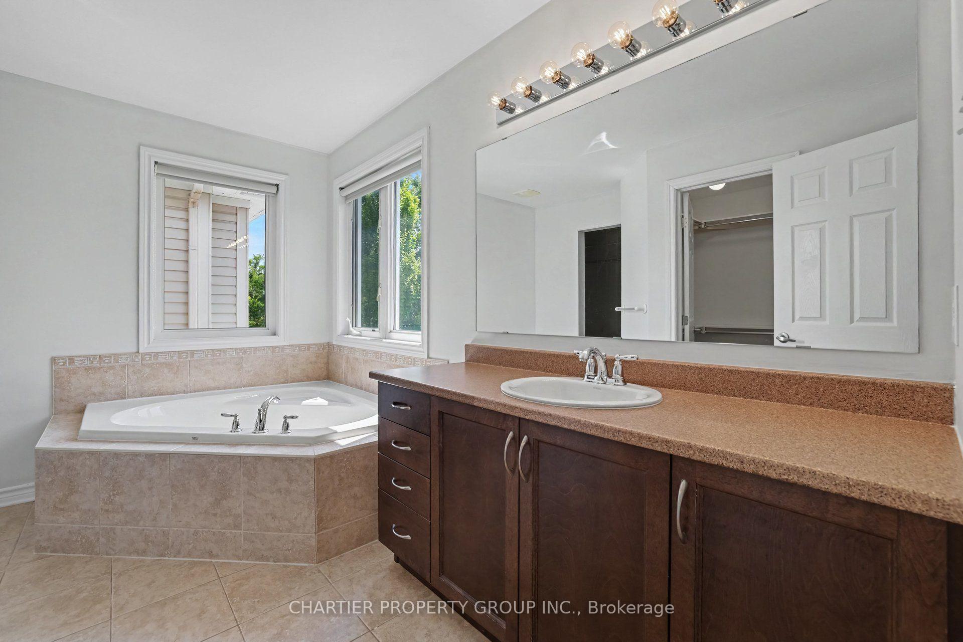 Photo 23 of 3442 River Run Avenue, Ottawa, Barrhaven - Half Moon Bay — HOMEH