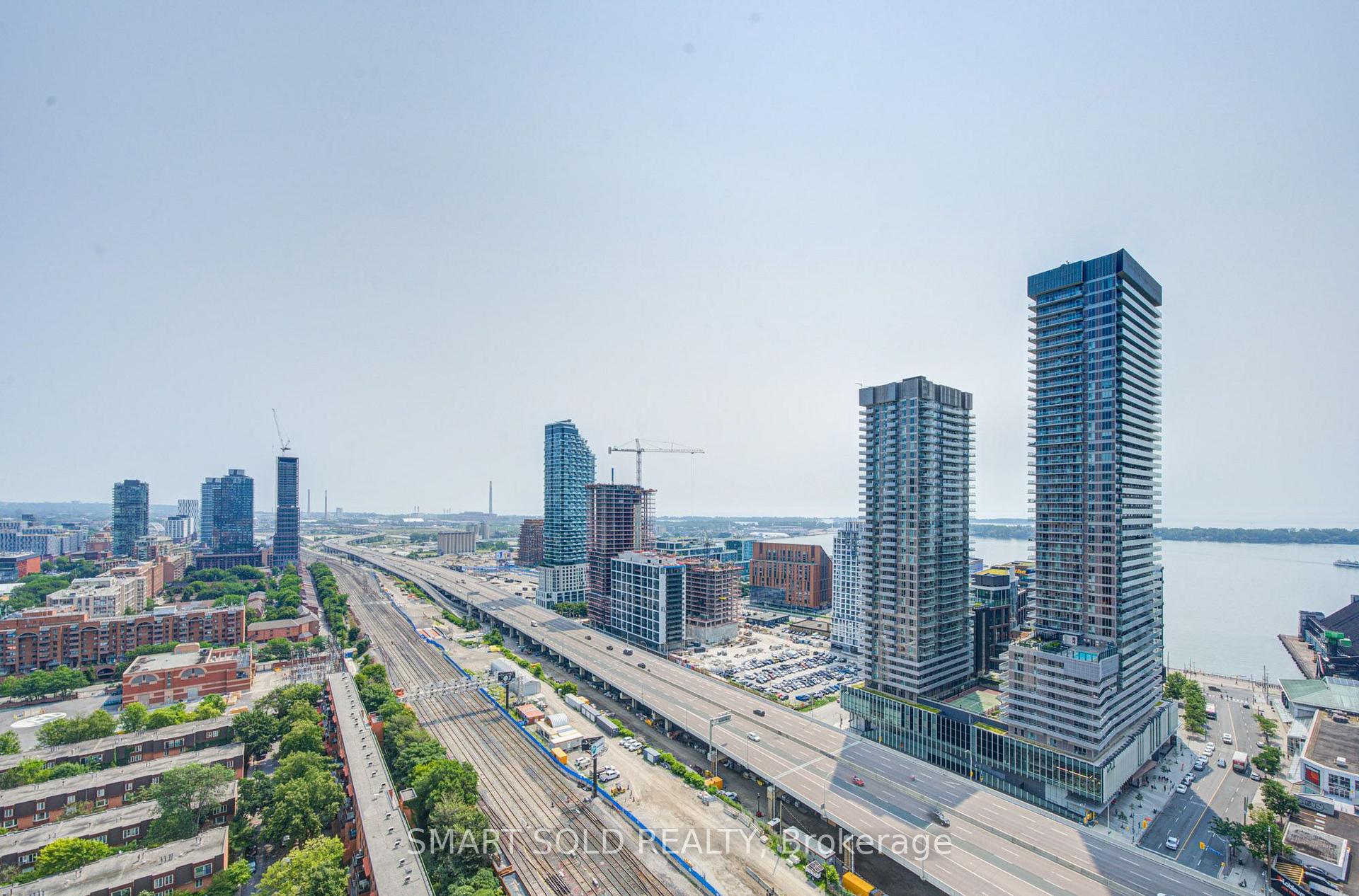 Photo 3 of Unit 2608, 1 Market Street, Toronto, Waterfront Communities — HOMEH