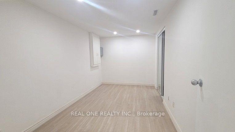 Photo 11 of Unit #lower, 4181 Trapper Crescent, Mississauga, Erin Mills — HOMEH