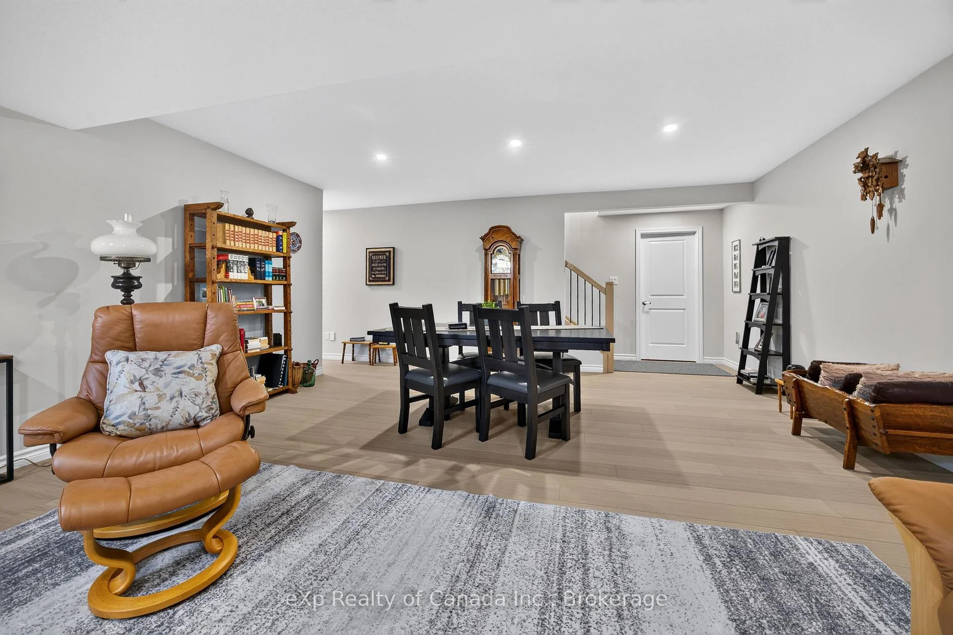 Photo 32 of 21 Evylean Court, St. Thomas — HOMEH