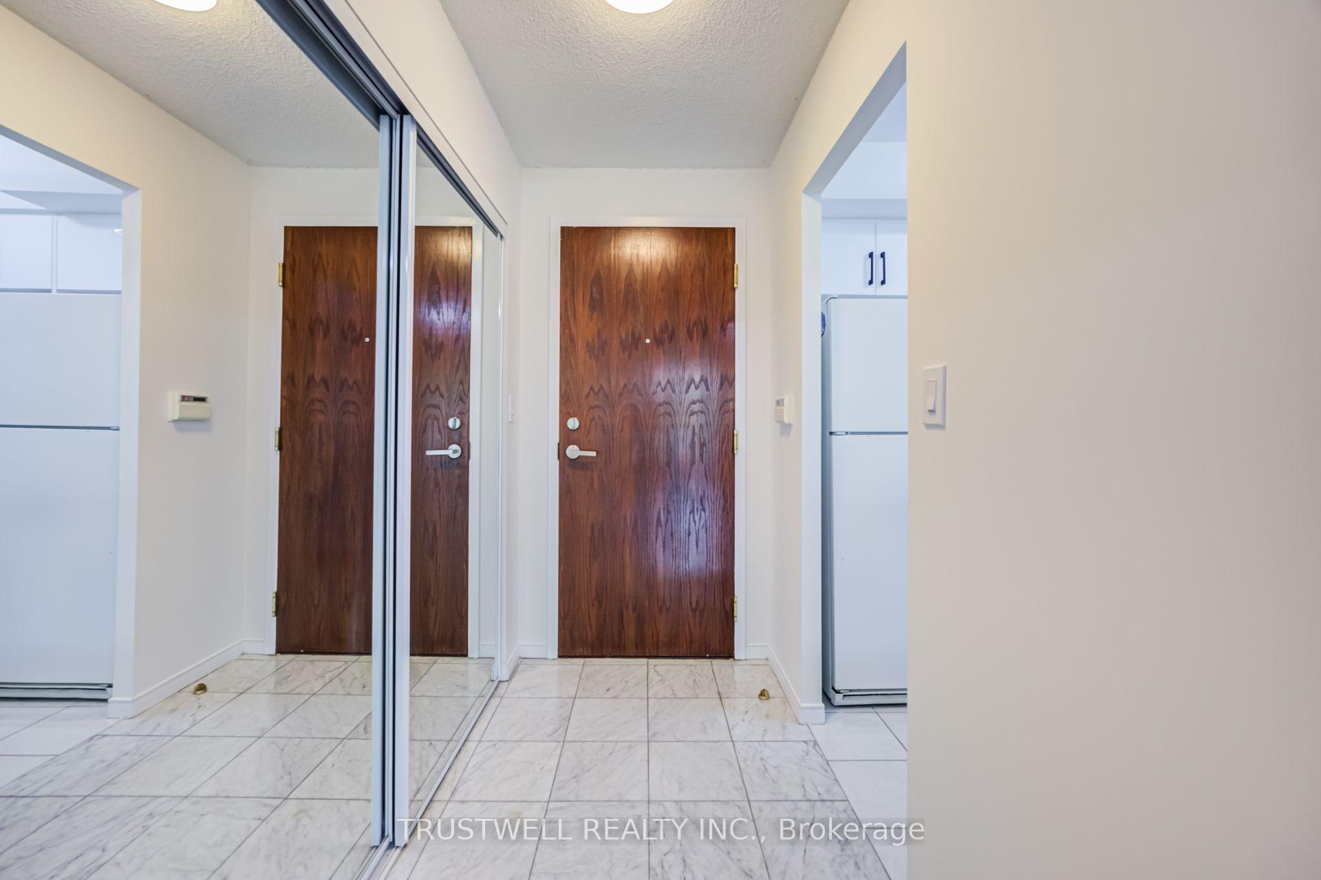 Photo 6 of Unit 401, 39 Pemberton Avenue, North York, Newtonbrook East — HOMEH