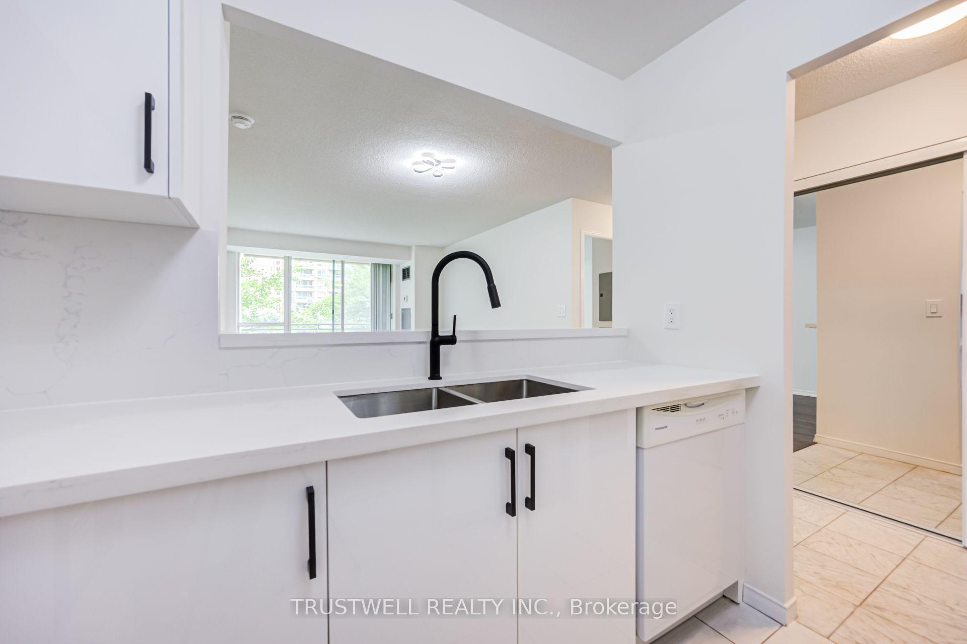 Photo 15 of Unit 401, 39 Pemberton Avenue, North York, Newtonbrook East — HOMEH