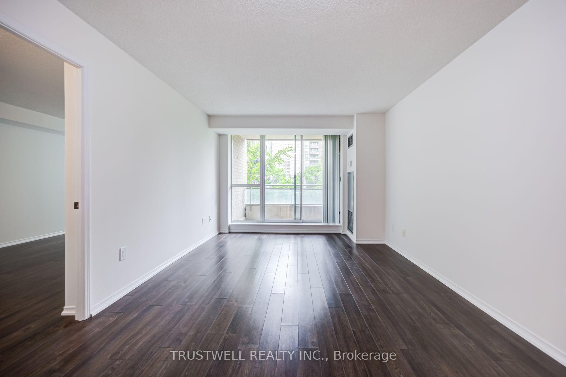 Photo 14 of Unit 401, 39 Pemberton Avenue, North York, Newtonbrook East — HOMEH