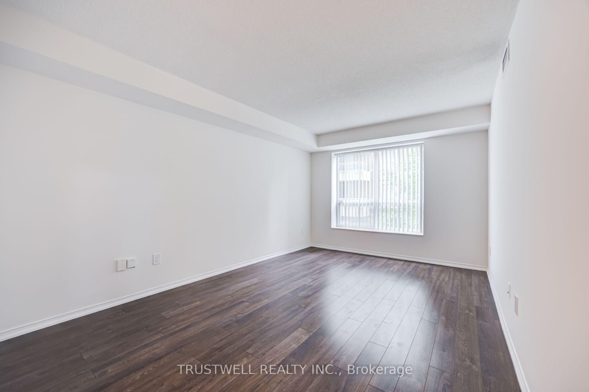 Photo 25 of Unit 401, 39 Pemberton Avenue, North York, Newtonbrook East — HOMEH