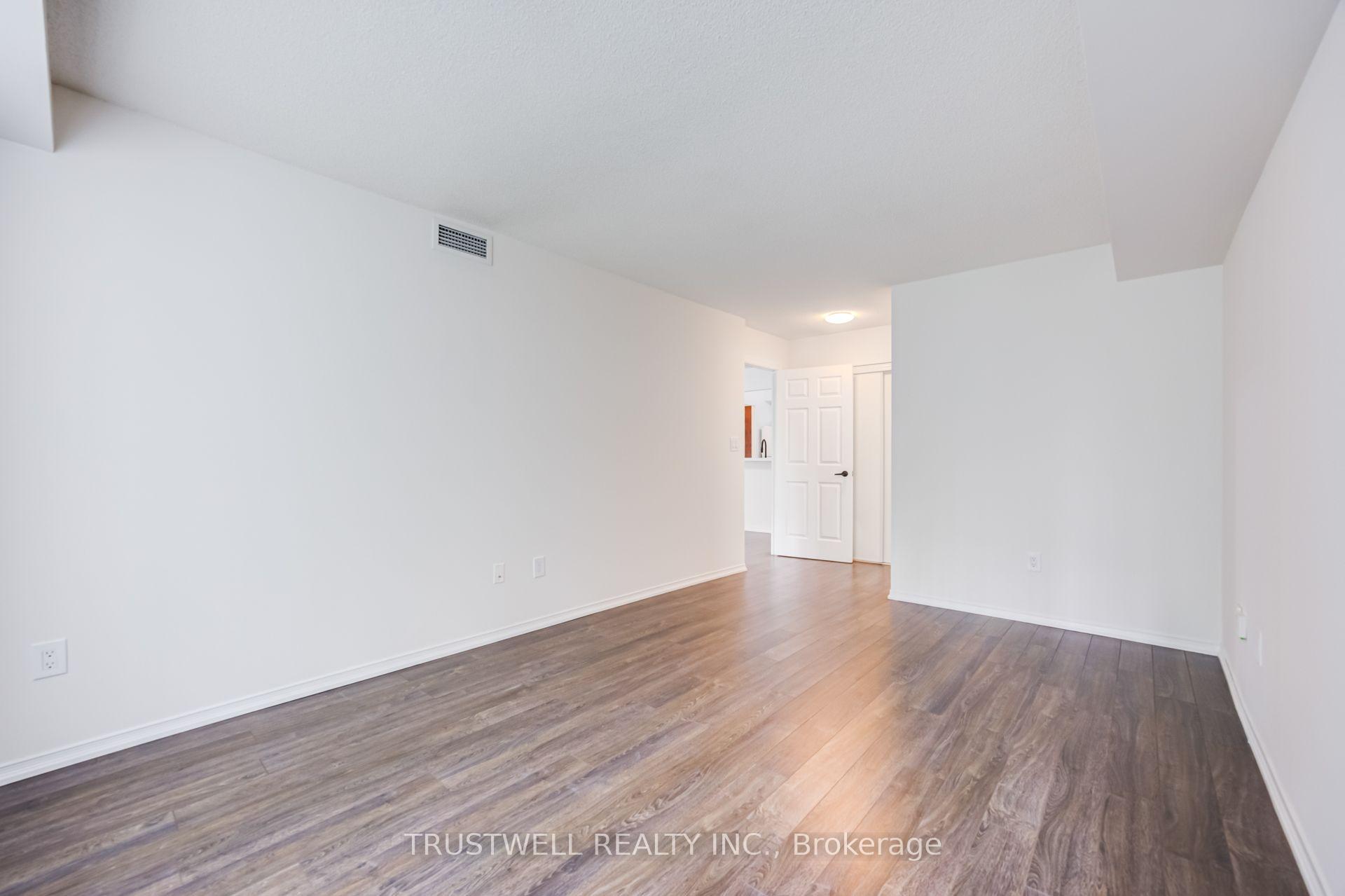 Photo 31 of Unit 401, 39 Pemberton Avenue, North York, Newtonbrook East — HOMEH