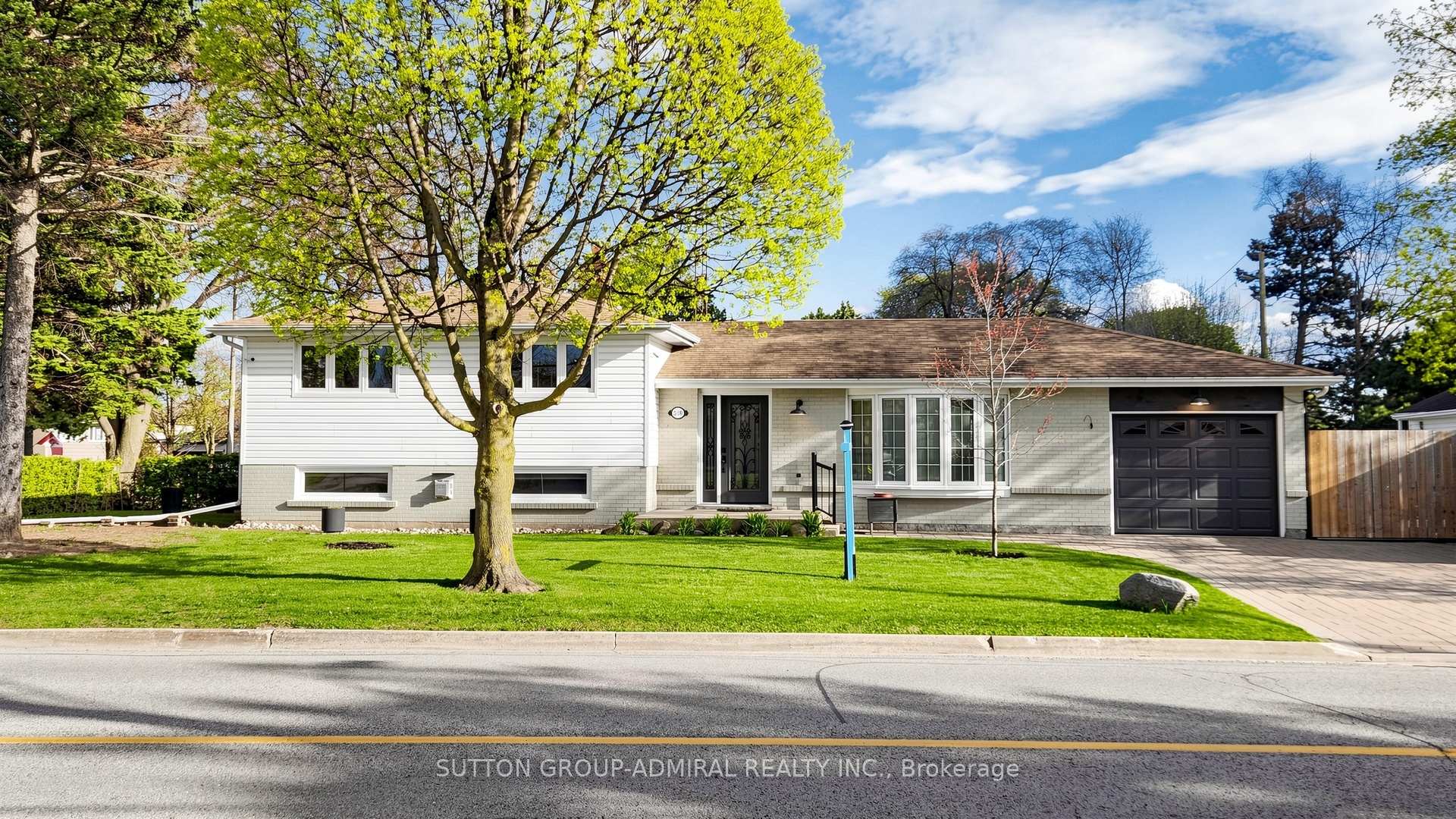 Photo 1 of 218 Bay Thorn Drive, Markham, Royal Orchard — HOMEH