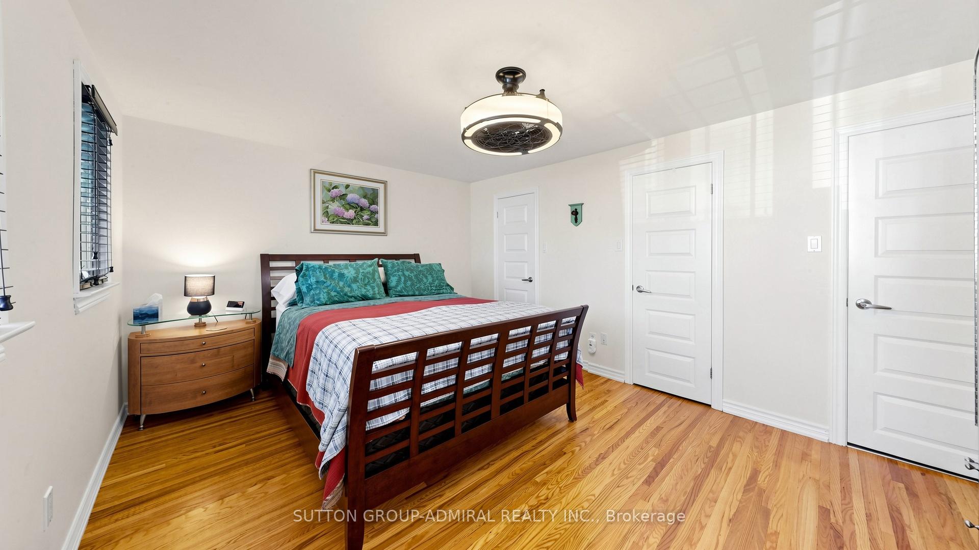 Photo 25 of 218 Bay Thorn Drive, Markham, Royal Orchard — HOMEH