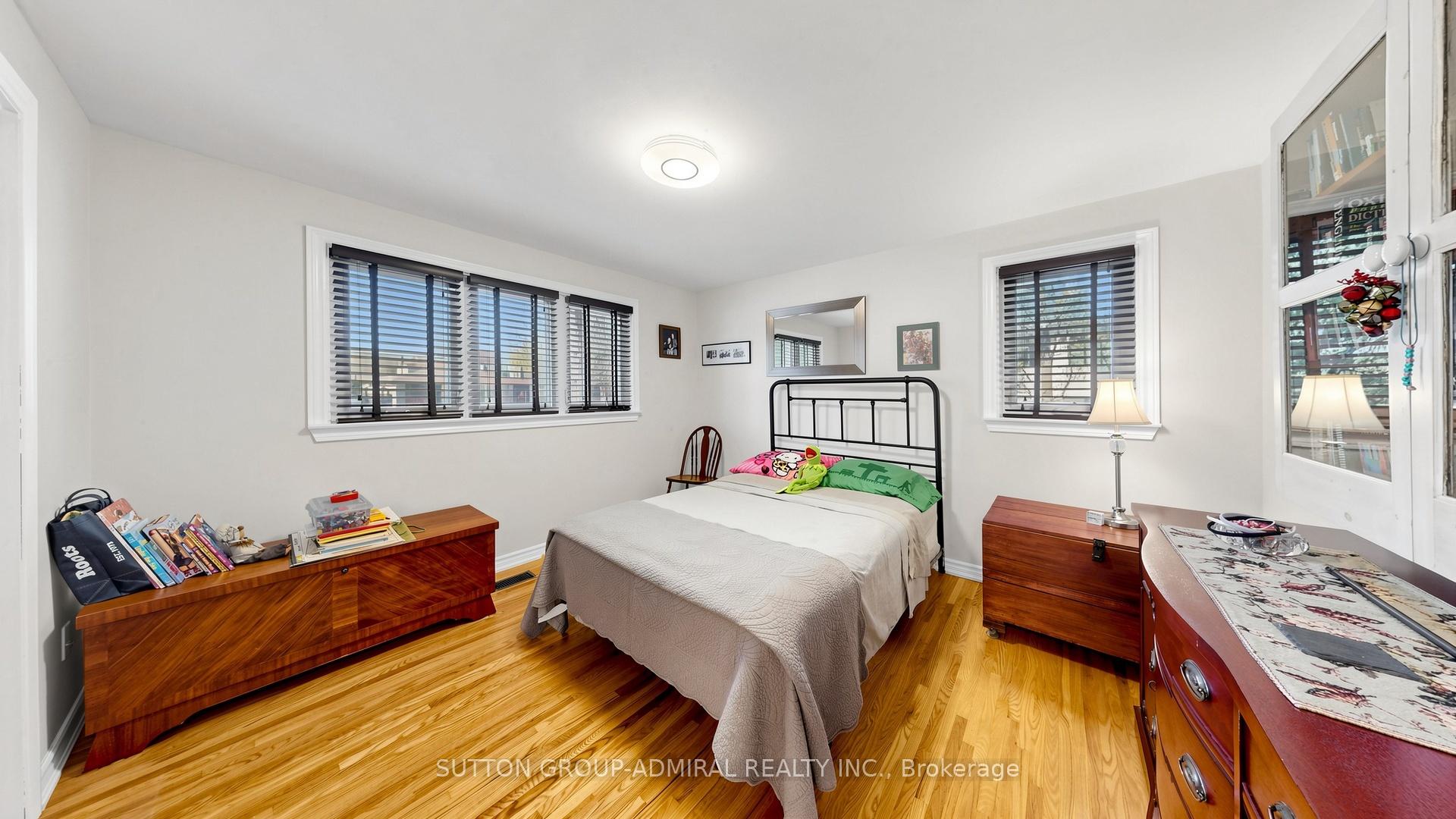 Photo 28 of 218 Bay Thorn Drive, Markham, Royal Orchard — HOMEH