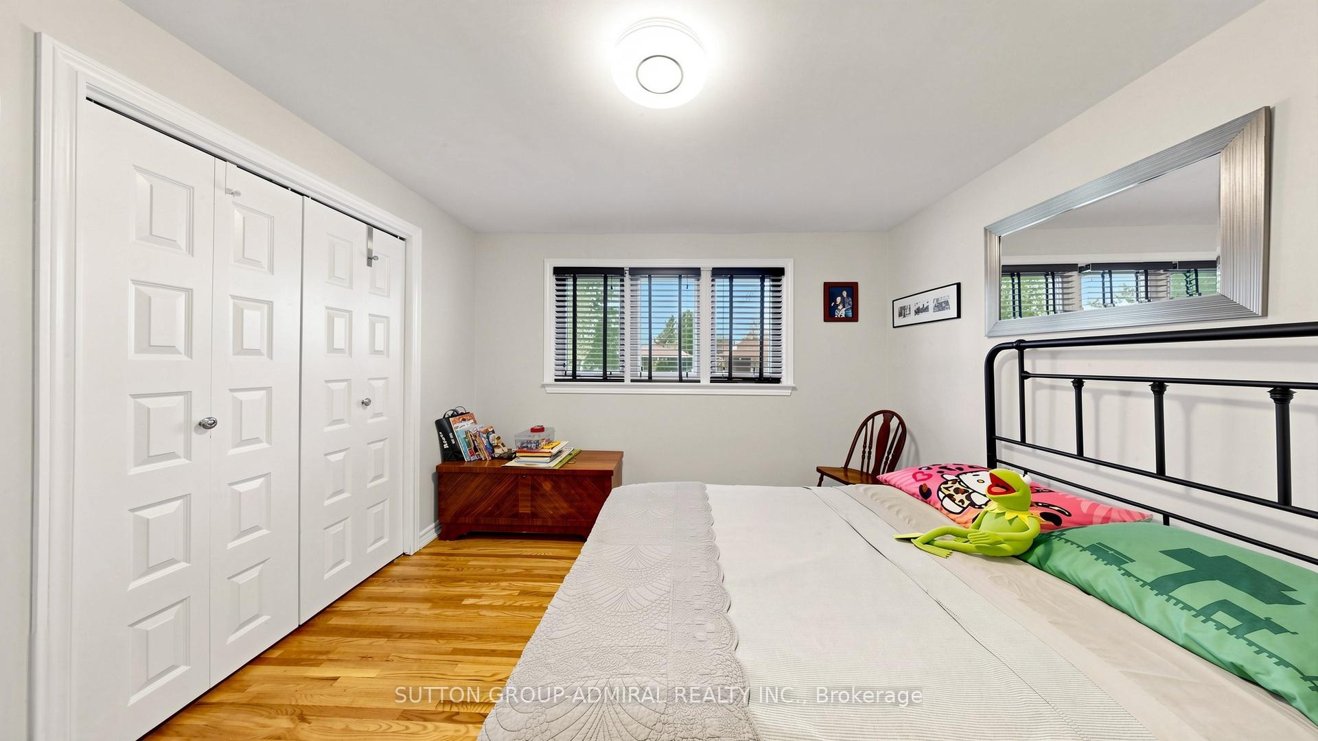 Photo 30 of 218 Bay Thorn Drive, Markham, Royal Orchard — HOMEH