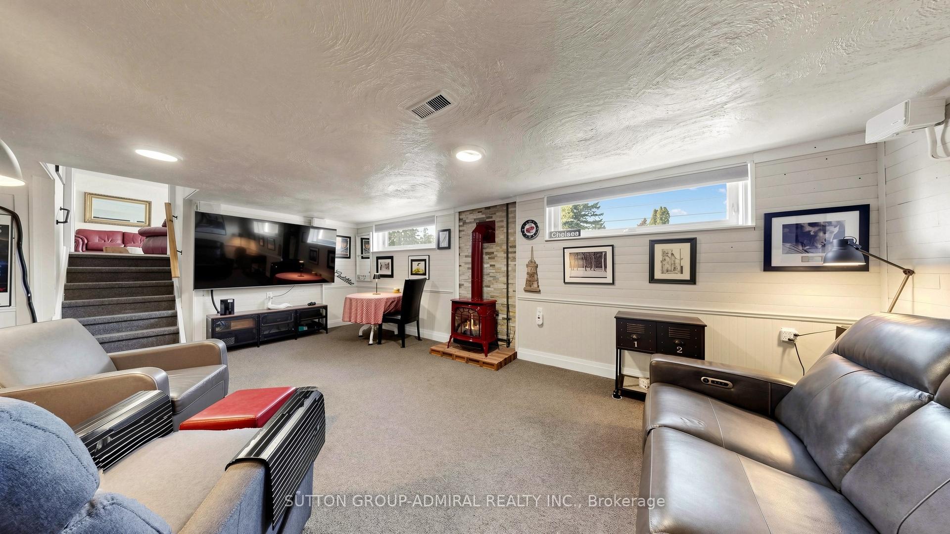 Photo 40 of 218 Bay Thorn Drive, Markham, Royal Orchard — HOMEH