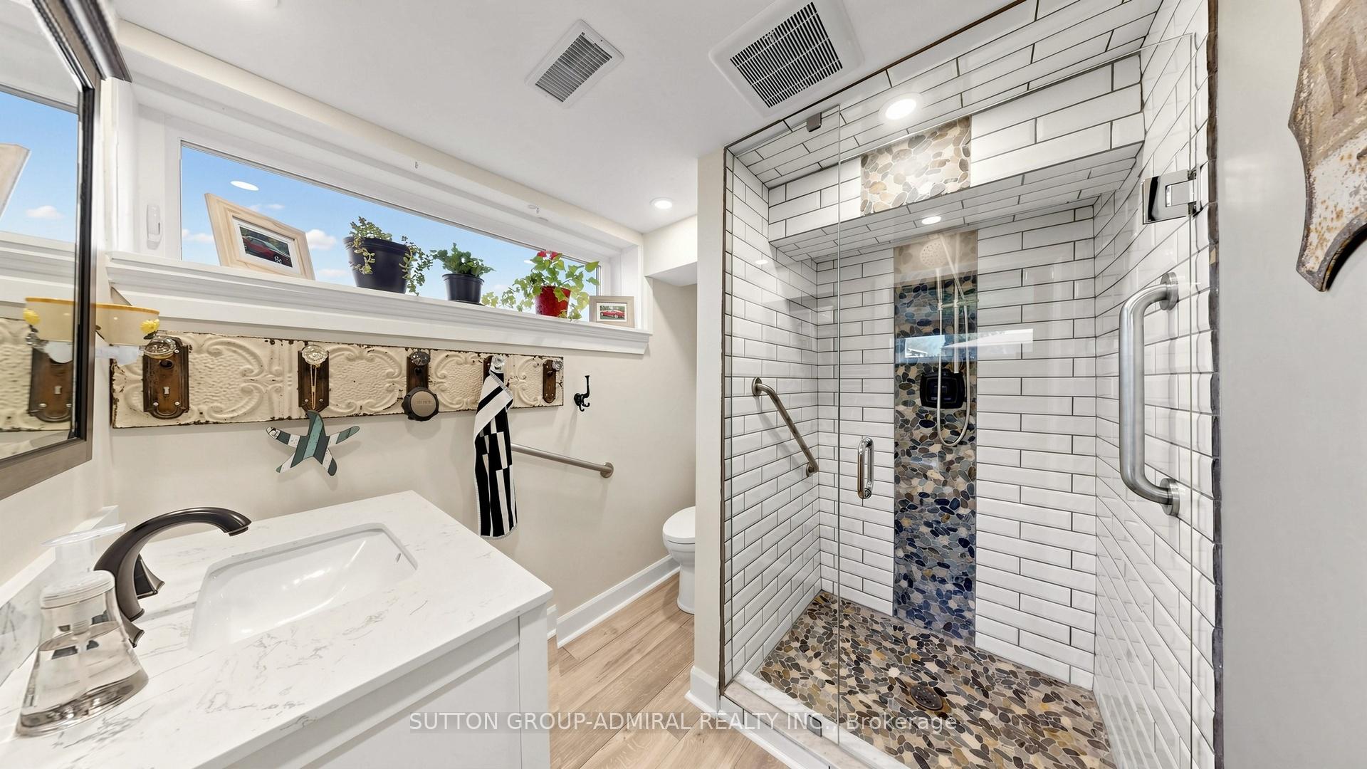 Photo 41 of 218 Bay Thorn Drive, Markham, Royal Orchard — HOMEH