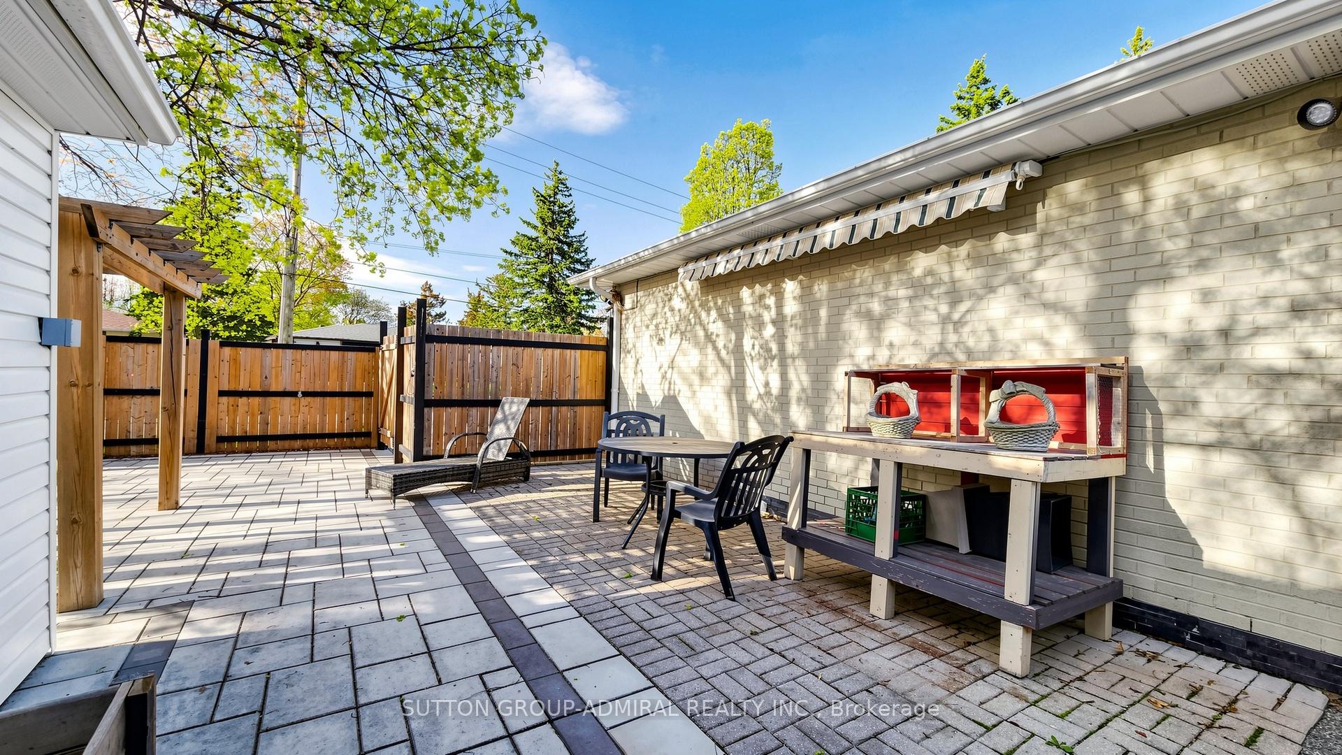 Photo 49 of 218 Bay Thorn Drive, Markham, Royal Orchard — HOMEH