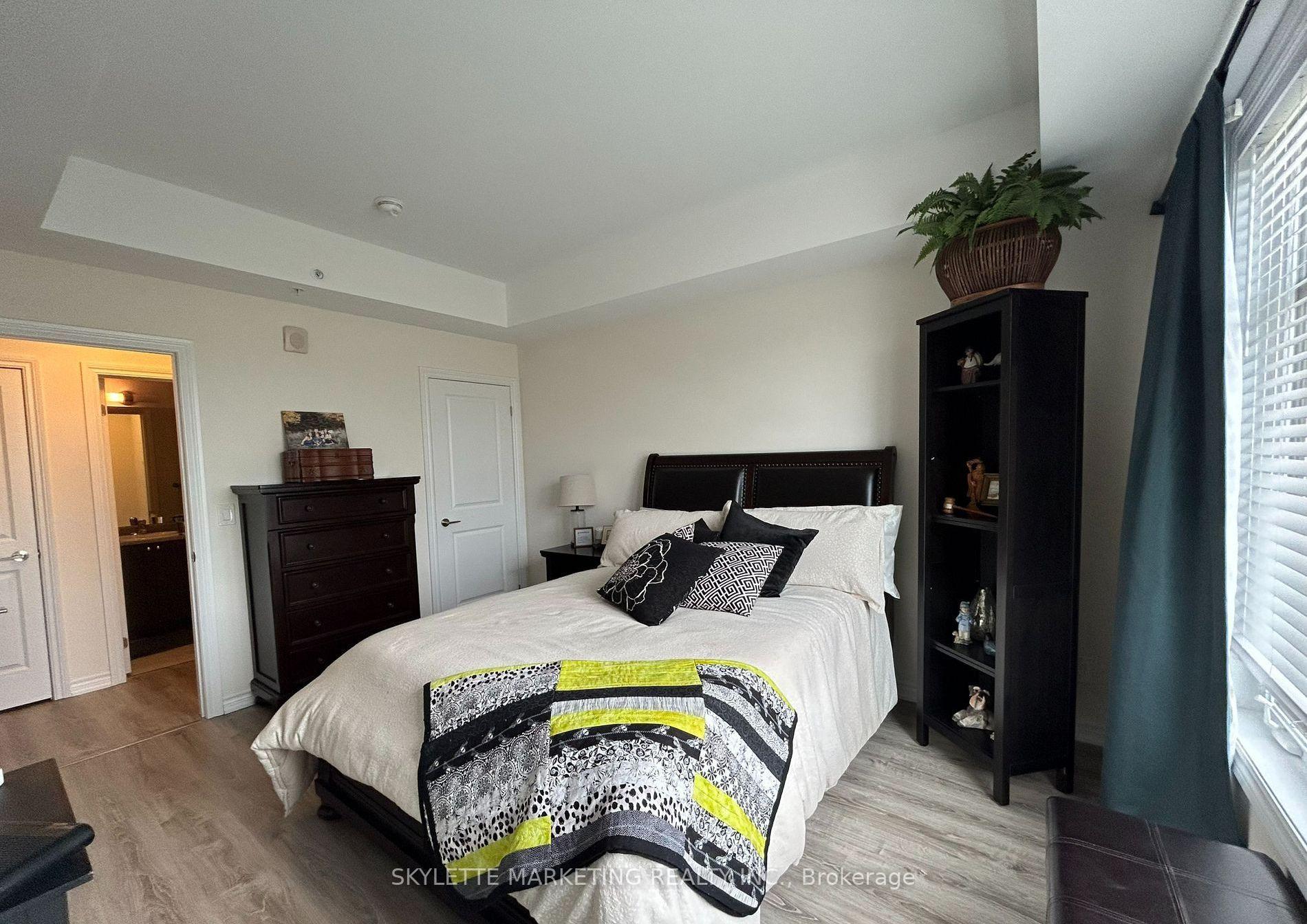 Photo 7 of Unit 413, 680 Gordon Street, Whitby, Port Whitby — HOMEH