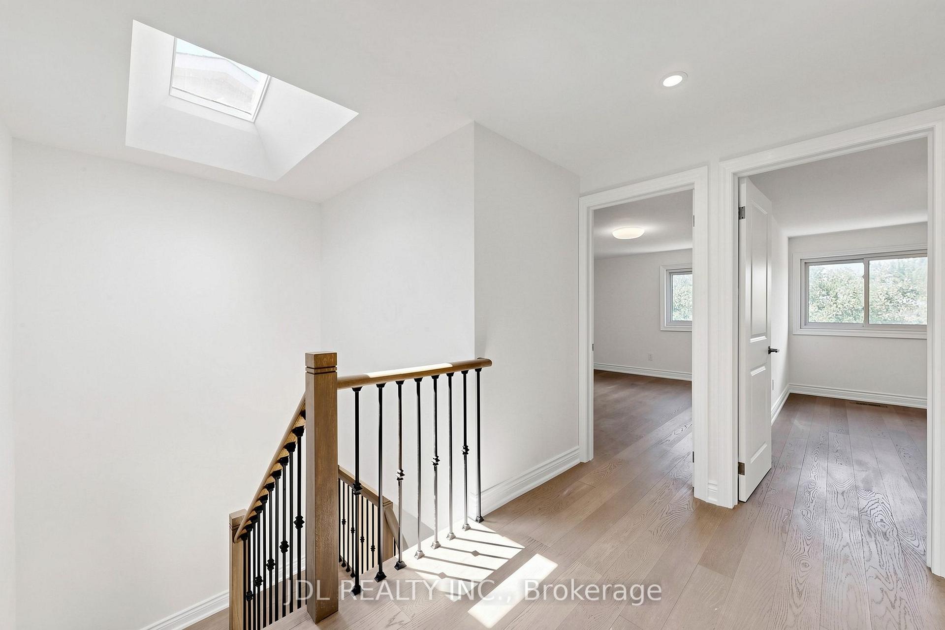Photo 16 of 129 Appleby Crescent, Markham, Milliken Mills West — HOMEH