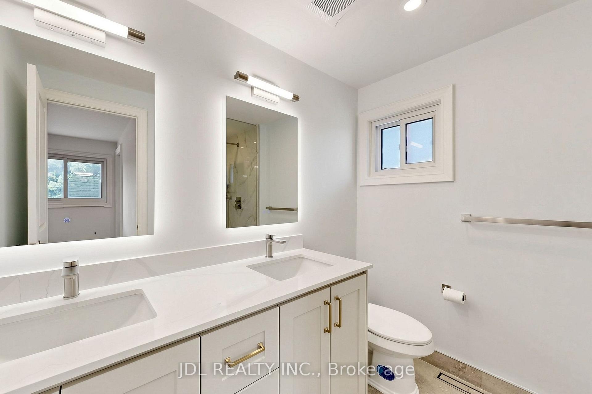 Photo 21 of 129 Appleby Crescent, Markham, Milliken Mills West — HOMEH