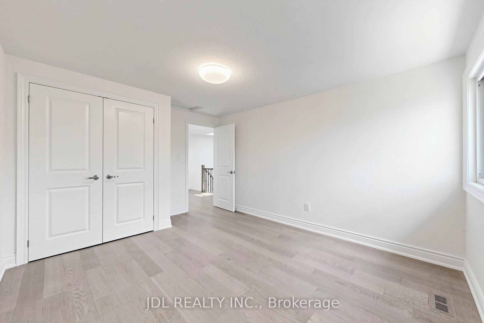 Photo 24 of 129 Appleby Crescent, Markham, Milliken Mills West — HOMEH