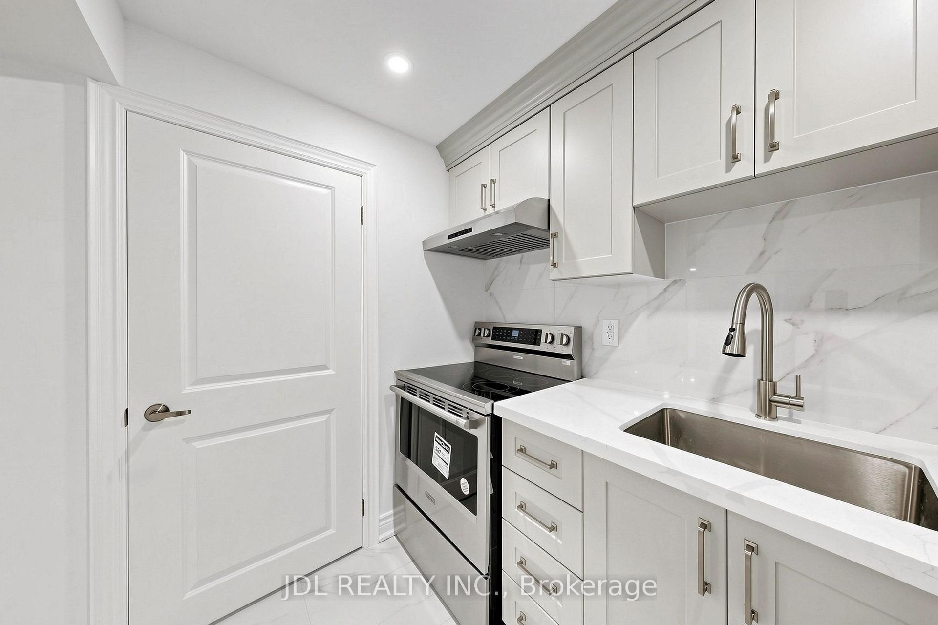 Photo 31 of 129 Appleby Crescent, Markham, Milliken Mills West — HOMEH
