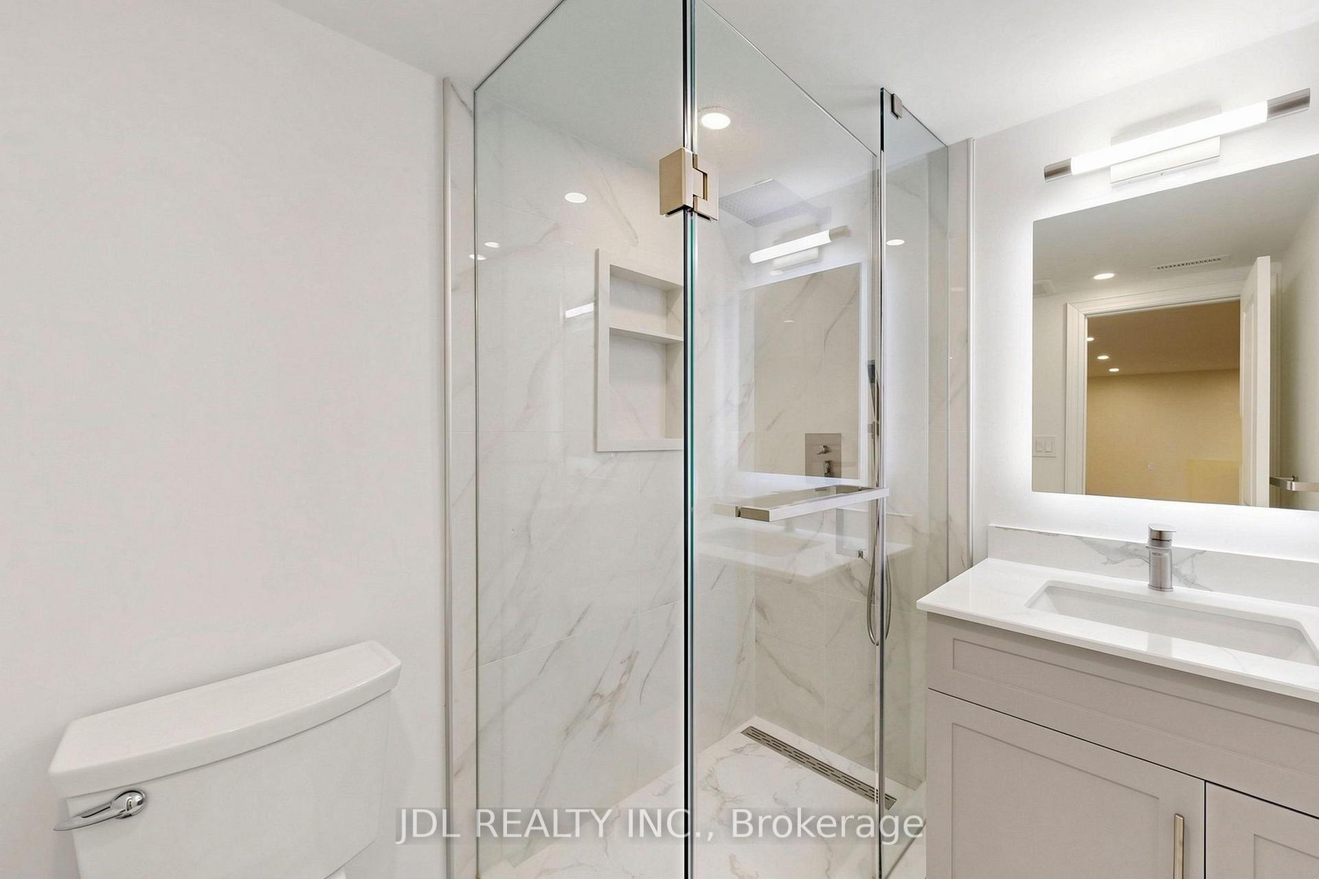 Photo 35 of 129 Appleby Crescent, Markham, Milliken Mills West — HOMEH