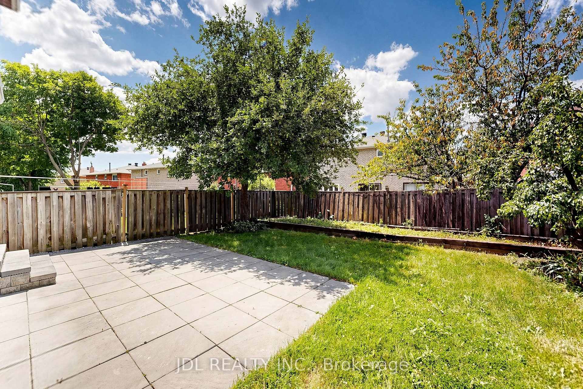 Photo 39 of 129 Appleby Crescent, Markham, Milliken Mills West — HOMEH