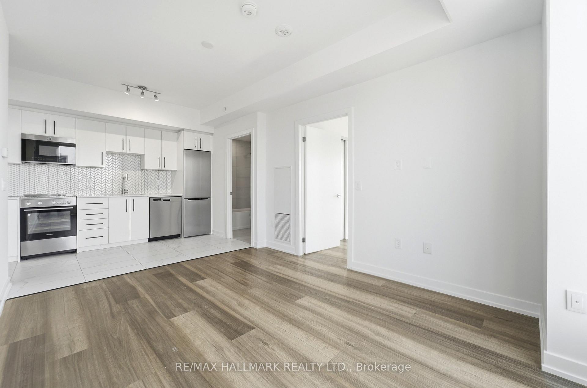 Photo 9 of Unit 1406, 5 Wellington Street S, Kitchener, KW Hospital — HOMEH