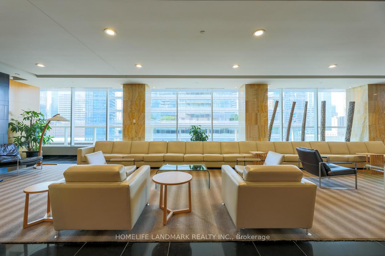 Photo 4 of Unit 4003, 55 bremner Boulevard, Toronto, Waterfront Communities — HOMEH