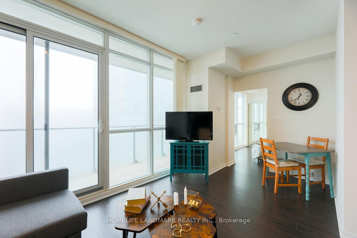 Photo 14 of Unit 4003, 55 bremner Boulevard, Toronto, Waterfront Communities — HOMEH