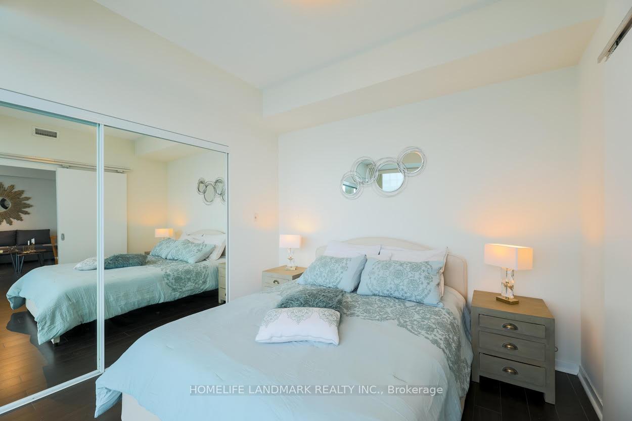 Photo 16 of Unit 4003, 55 bremner Boulevard, Toronto, Waterfront Communities — HOMEH