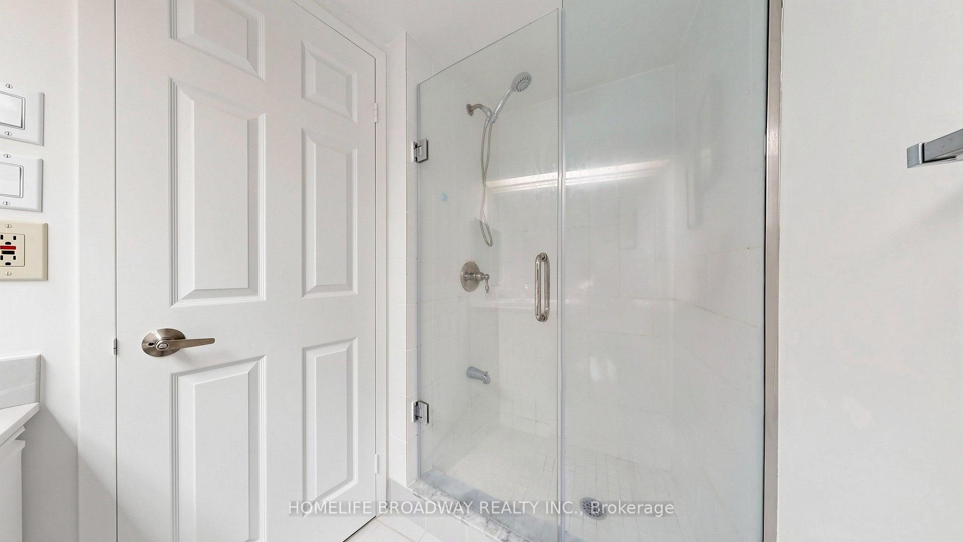 Photo 27 of Unit 3507, 77 Harbour Square, Toronto, Waterfront Communities — HOMEH