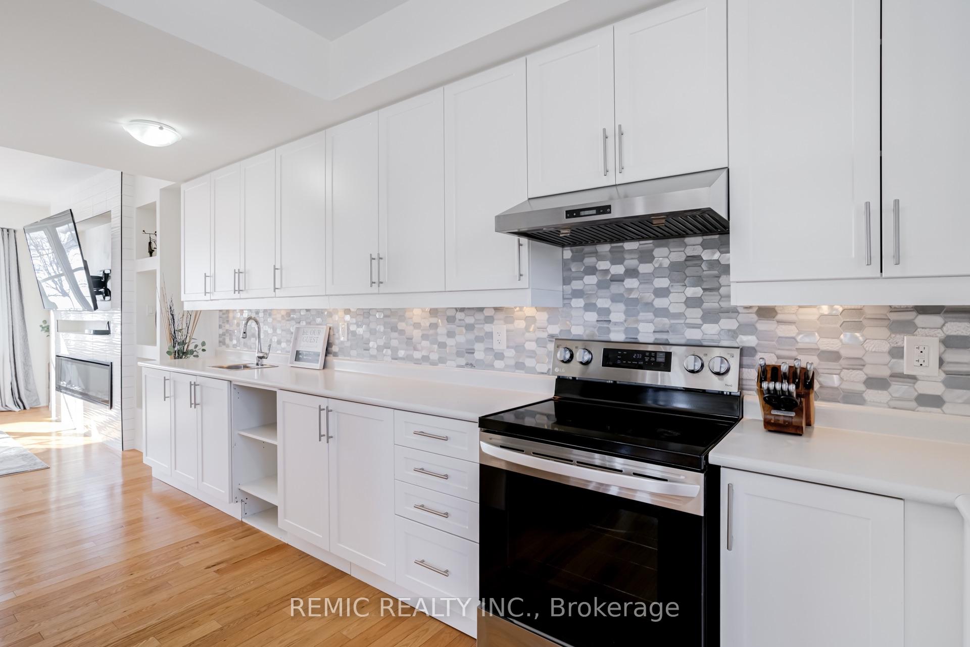 Photo 25 of 1423 Green Road, Clarington, Bowmanville — HOMEH