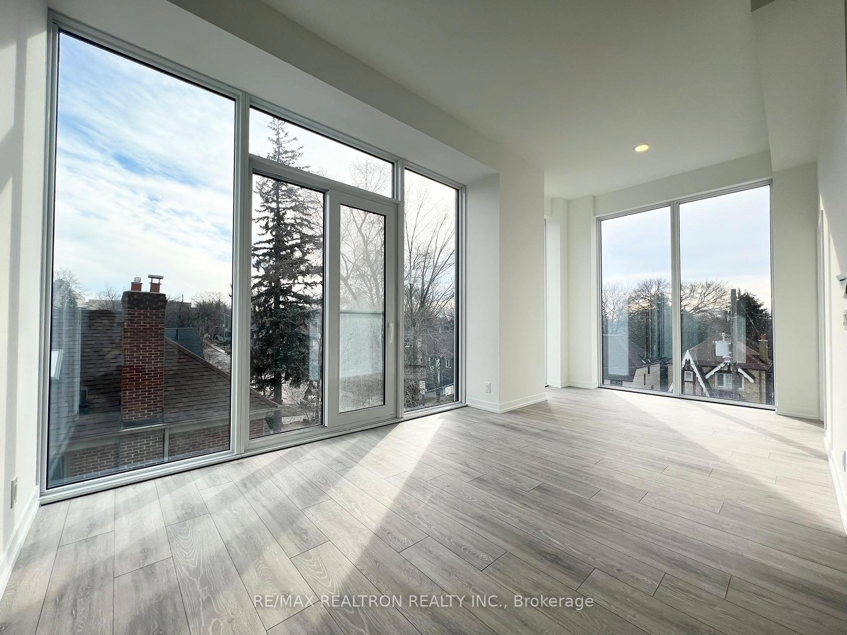 Photo 11 of Unit 207, 2020 Bathurst Street, Toronto, Humewood-Cedarvale — HOMEH