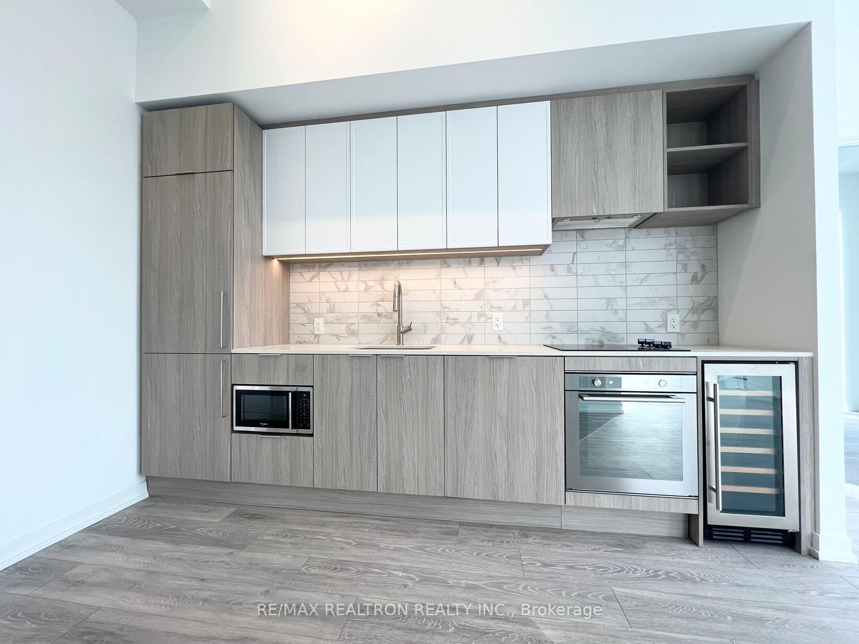 Photo 18 of Unit 207, 2020 Bathurst Street, Toronto, Humewood-Cedarvale — HOMEH