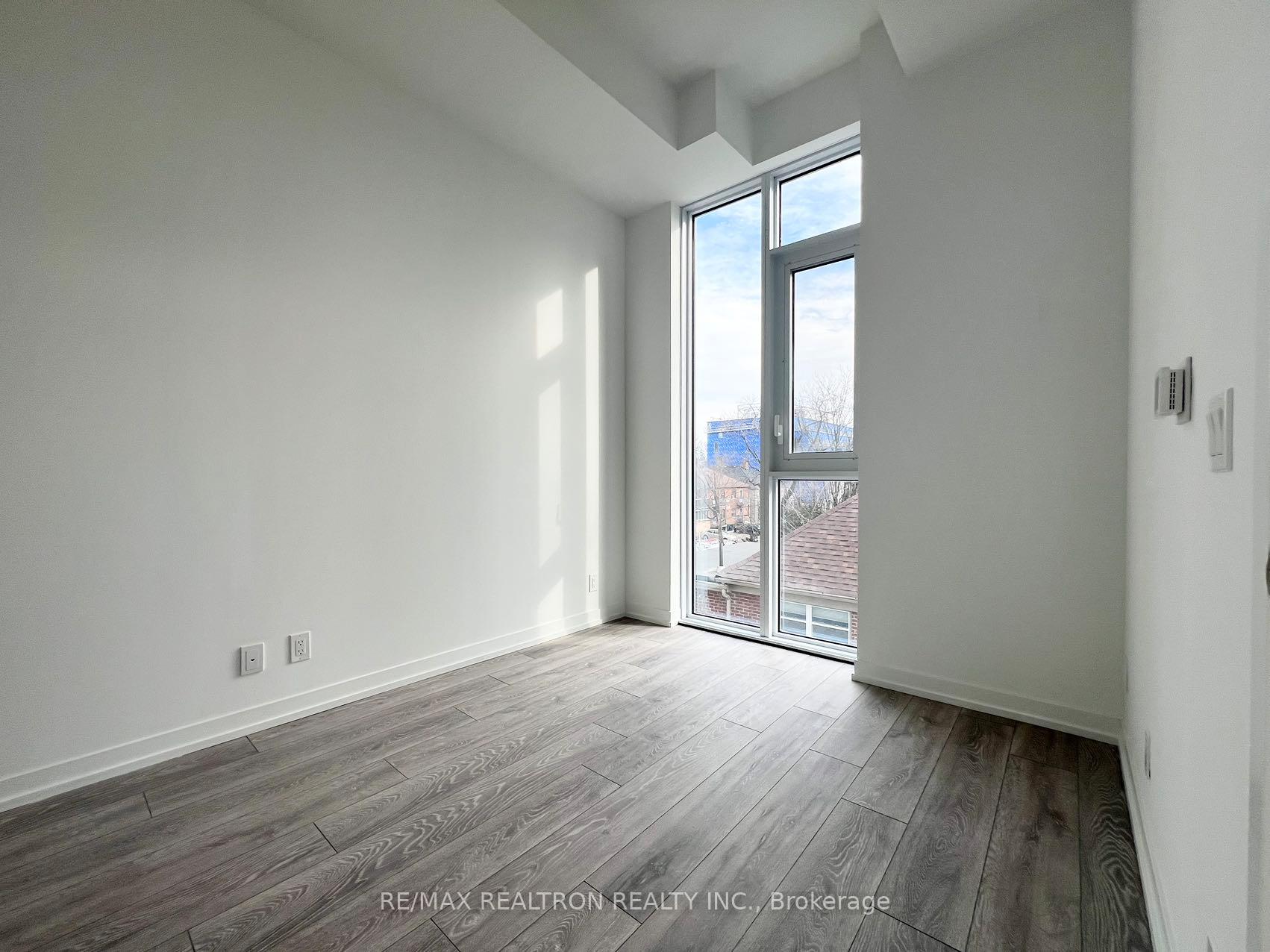 Photo 20 of Unit 207, 2020 Bathurst Street, Toronto, Humewood-Cedarvale — HOMEH
