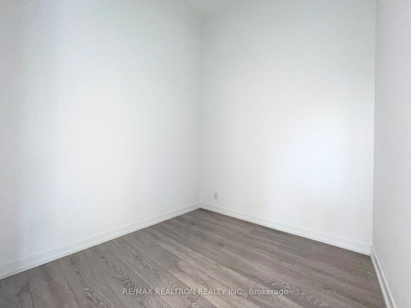 Photo 34 of Unit 207, 2020 Bathurst Street, Toronto, Humewood-Cedarvale — HOMEH
